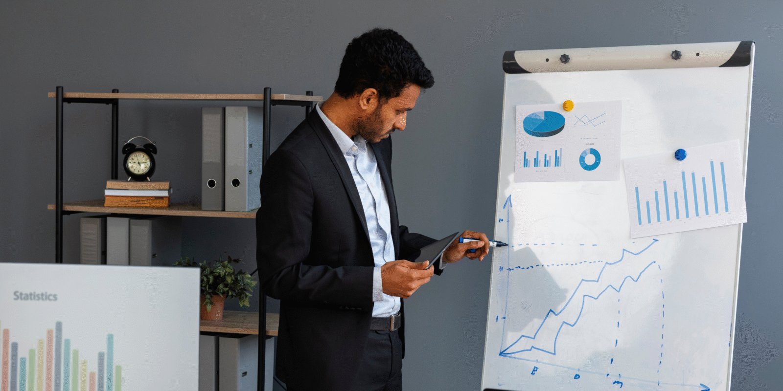 10 signs your business needs digital marketing help now.